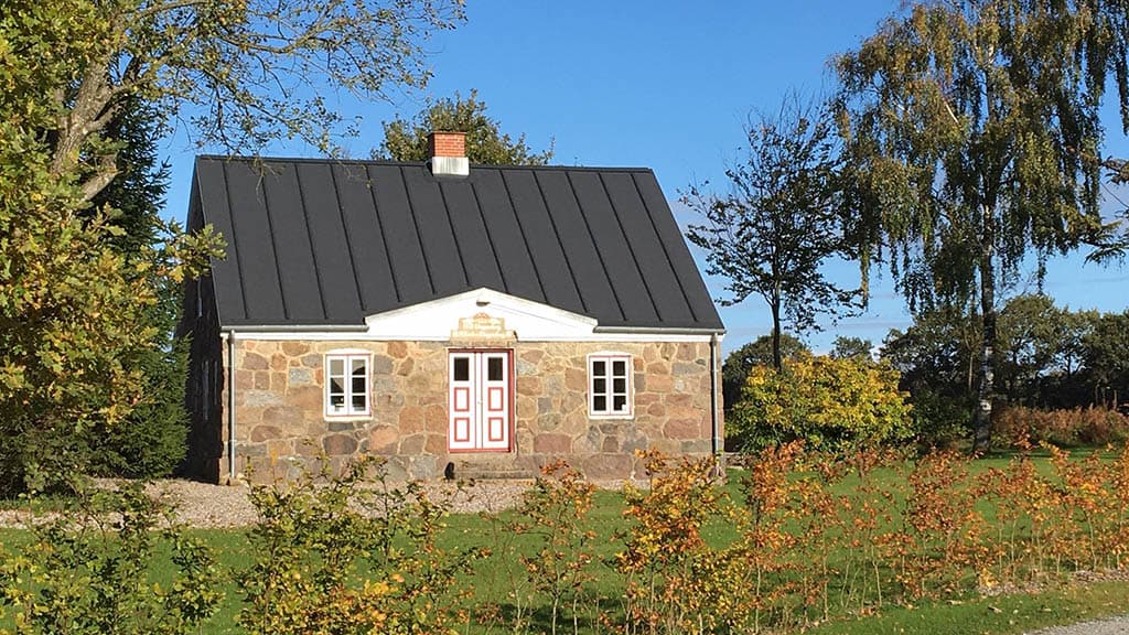 Friheden, Stone House